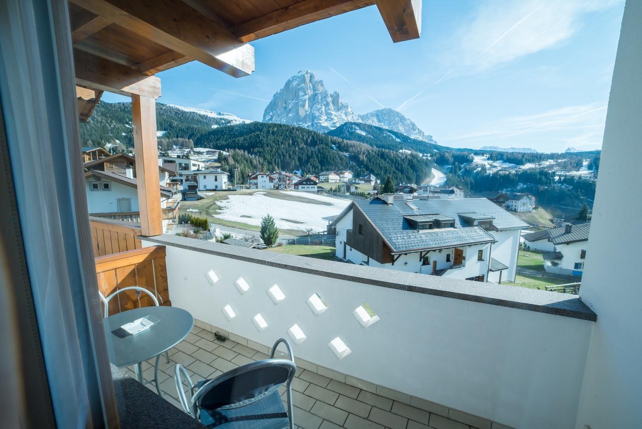 Hotel Pra Tlusel Selva di Val Gardena Dış mekan fotoğraf